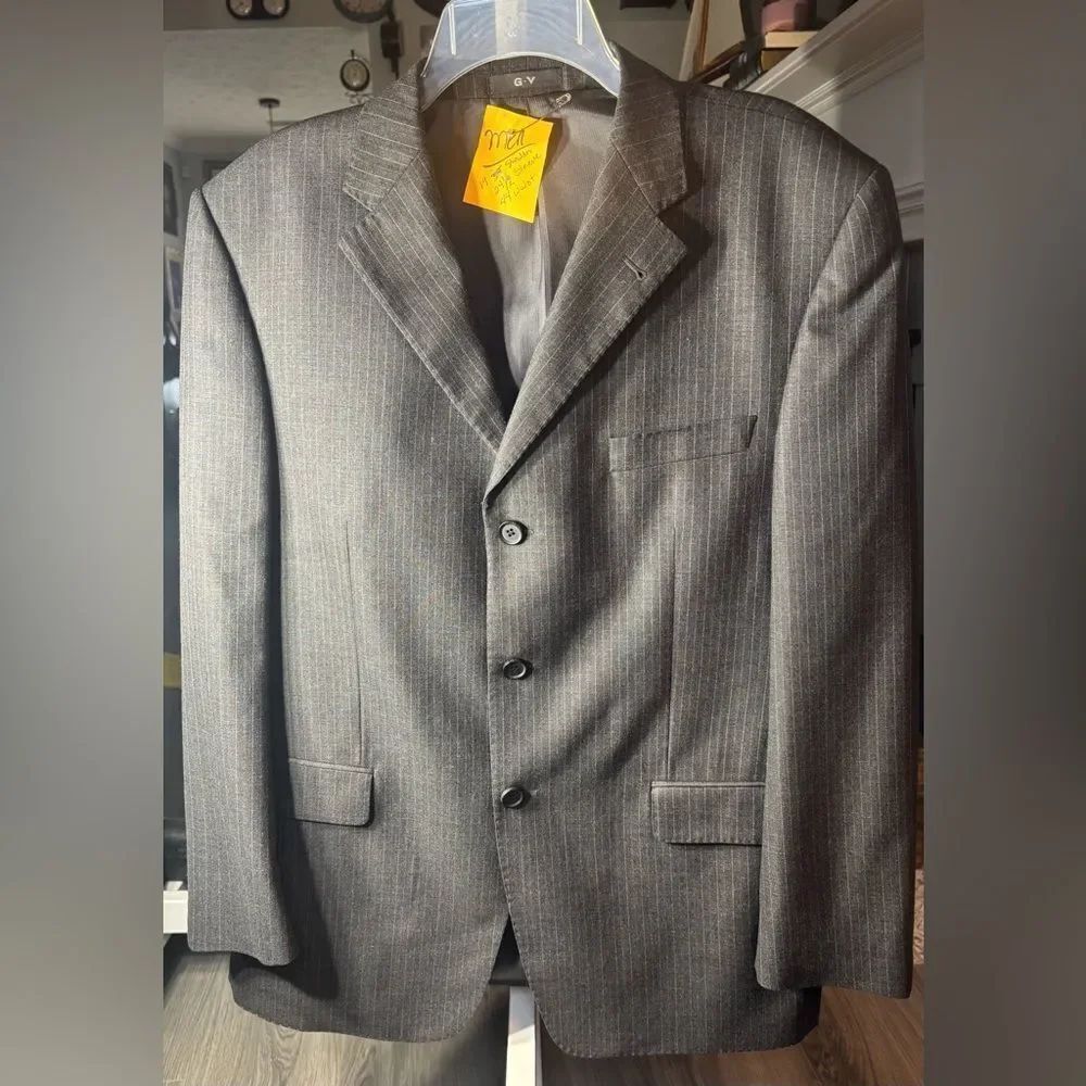 Genia Valentino Men's Gray Pinstripe Wool Suit Jacket EPC